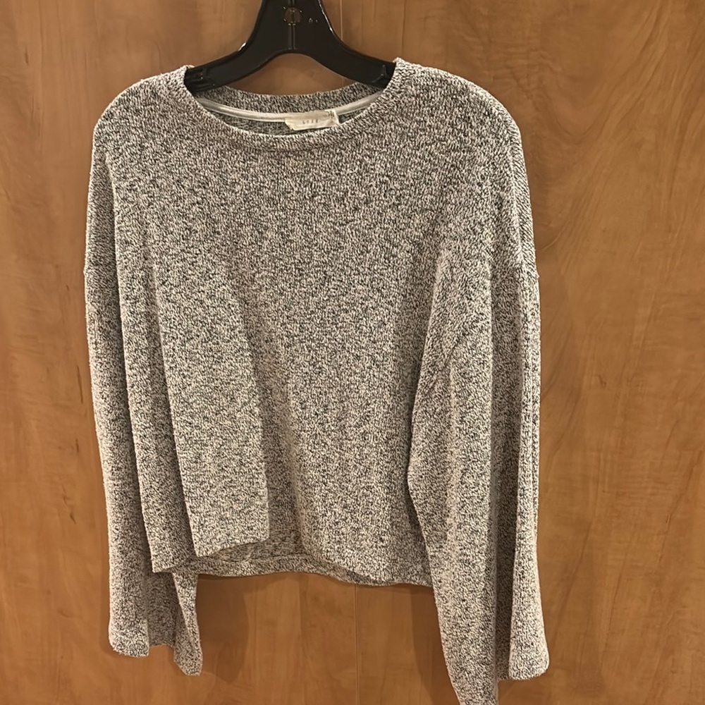 Lush Gray Crew Neck Sweater with wide Sleeves